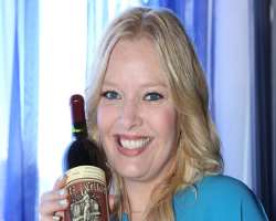 Melissa Peterman consuming alcohol